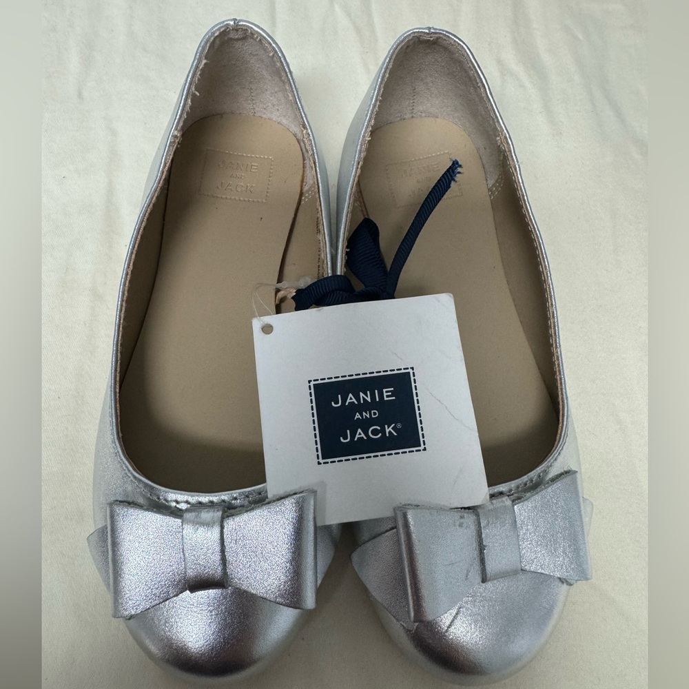 NWT Janie and jack silver ballet flats